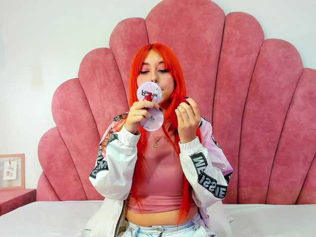 Live sex webcam photo for Ari-little-x1 #277804646