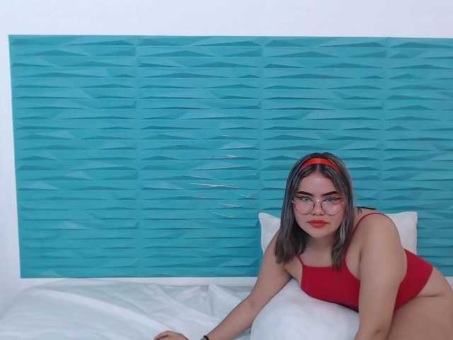 Live sex webcam photo for AriBrand #277321786