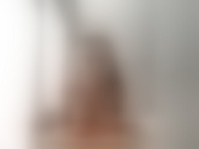Live sex webcam photo for AriELL1 #294026768