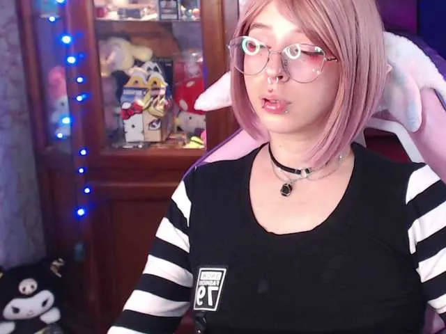 Live sex webcam photo for AriYokai #291170383