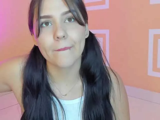 Live sex webcam photo for AriaKristen #276637784