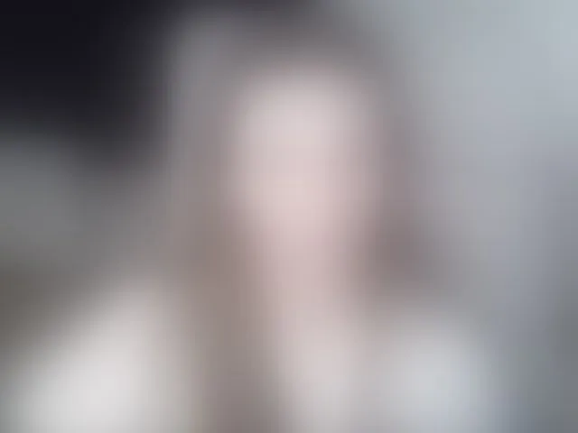 Live sex webcam photo for AriaModel #293019678