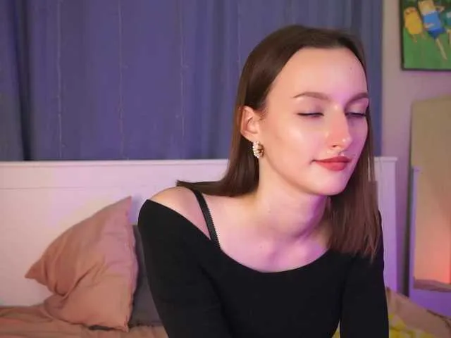 Live sex webcam photo for AriaMozaleka #273025085