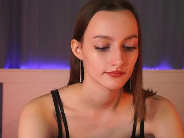 Live sex webcam photo for AriaMozaleka #273076035