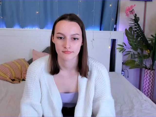 Live sex webcam photo for AriaMozaleka #273109151