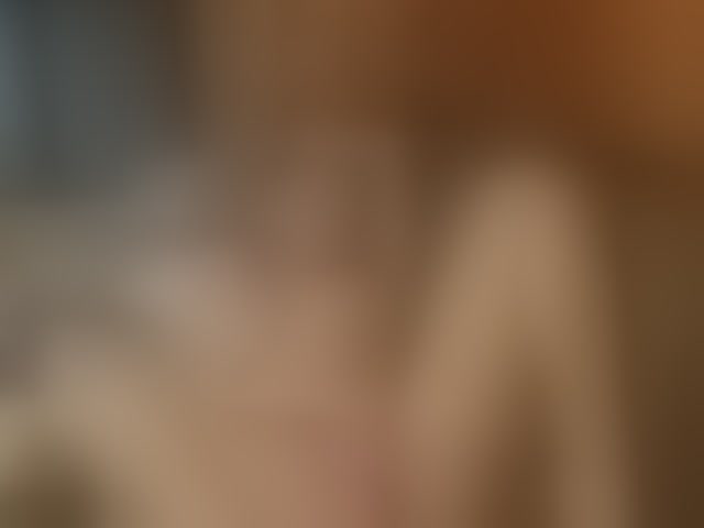 Live sex webcam photo for AriaUnveiled #294107577