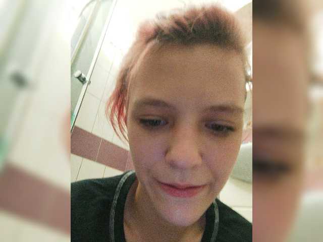 Live sex webcam photo for Ariadna-cutie #274577263