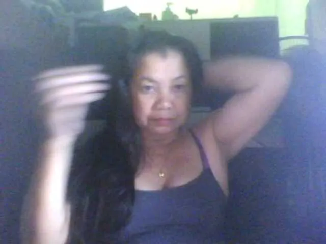Live sex webcam photo for Ariana08 #291797519