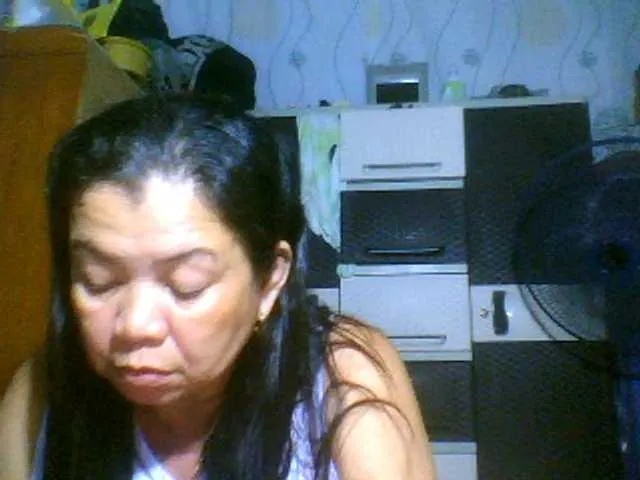 Live sex webcam photo for Ariana08 #291824079