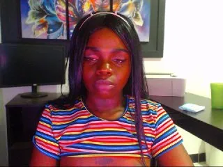 Live sex webcam photo for Ariana92 #149052571