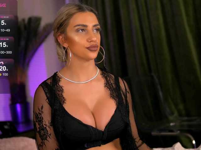 Live sex webcam photo for ArianaBlakes #290289718