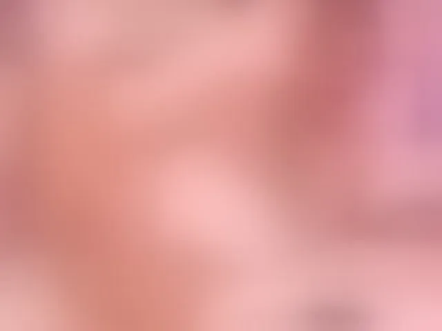 Live sex webcam photo for ArianaCroft #290248387