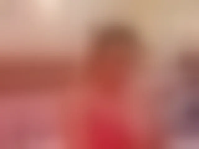 Live sex webcam photo for ArianaCroft #293302861