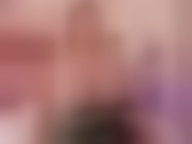 Live sex webcam photo for ArianaCroft #294090698