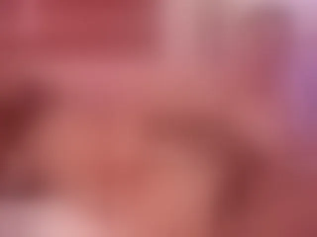 Live sex webcam photo for ArianaCroft #294171379