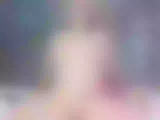 Live sex webcam photo for ArianaDiosa #272239642