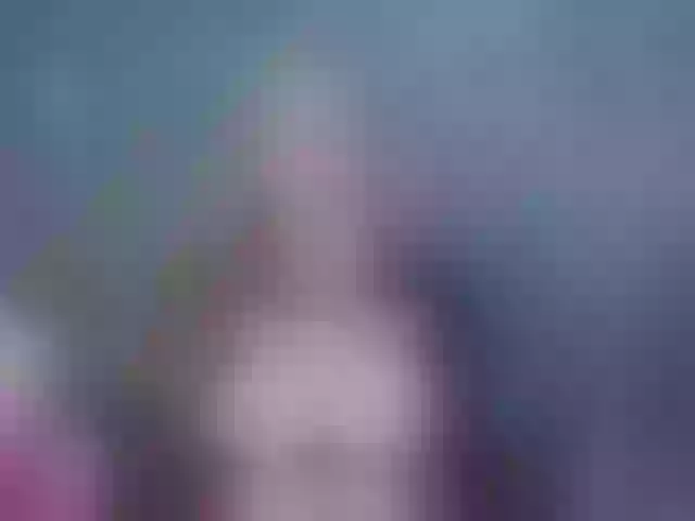 Live sex webcam photo for ArianaDiosa #272280573