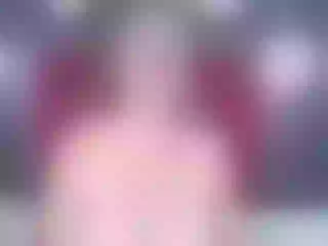 Live sex webcam photo for ArianaDiosa #273231542