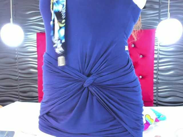 Live sex webcam photo for ArianaDiosa #273505913