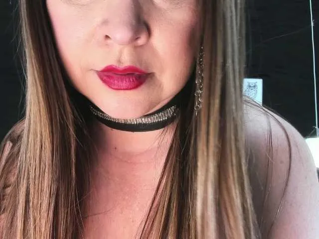 Live sex webcam photo for ArianaDiosa #276441167