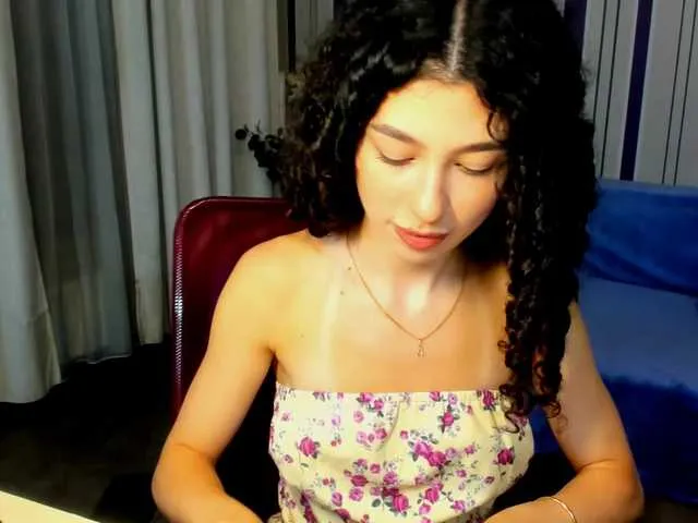 Live sex webcam photo for ArianaFox #291662812