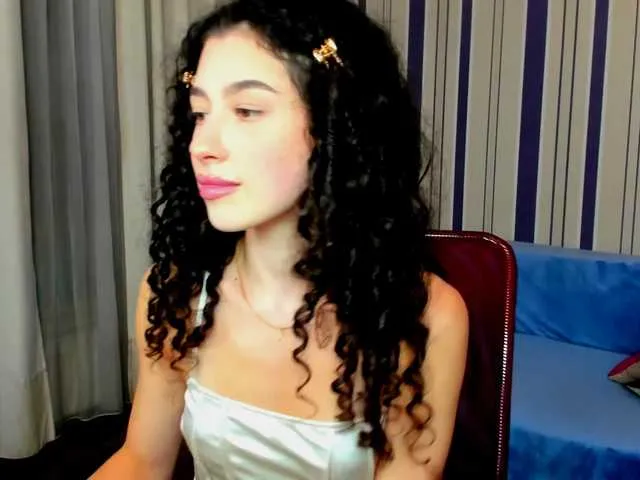 Live sex webcam photo for ArianaFox #291751457