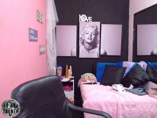 Live sex webcam photo for ArianaPalmer #181889840