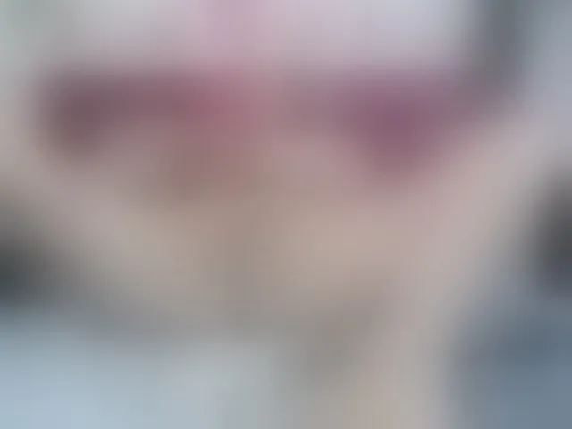 Live sex webcam photo for Arianableckr2 #293240123