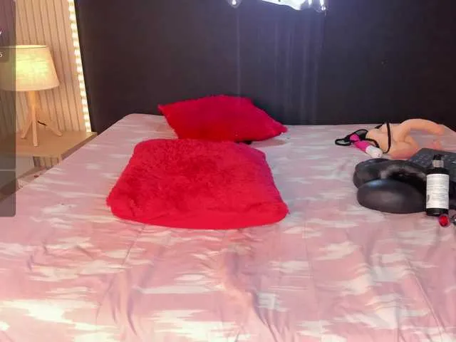 Live sex webcam photo for ArianeMurphy #277812073