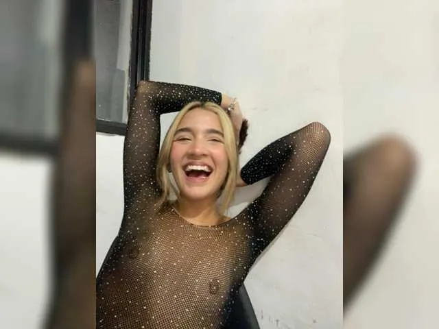 Live sex webcam photo for Arianna-Duque #277865040