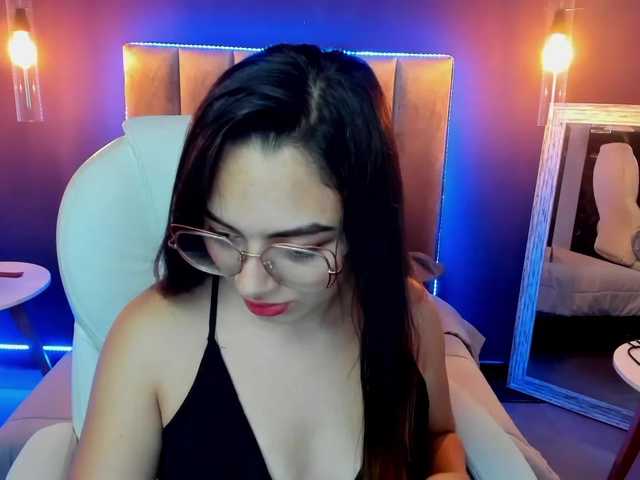Live sex webcam photo for Arianna-Londo #273991176