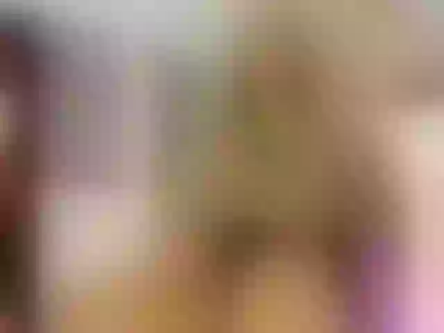 Live sex webcam photo for Arianna-Thonsom #290947328