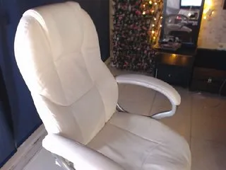 Live sex webcam photo for AriannaConnor #225511343