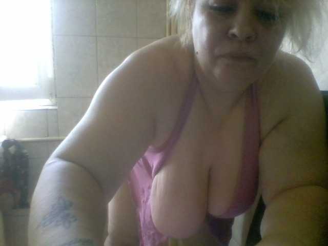 Live sex webcam photo for AriannaMilf #288065040