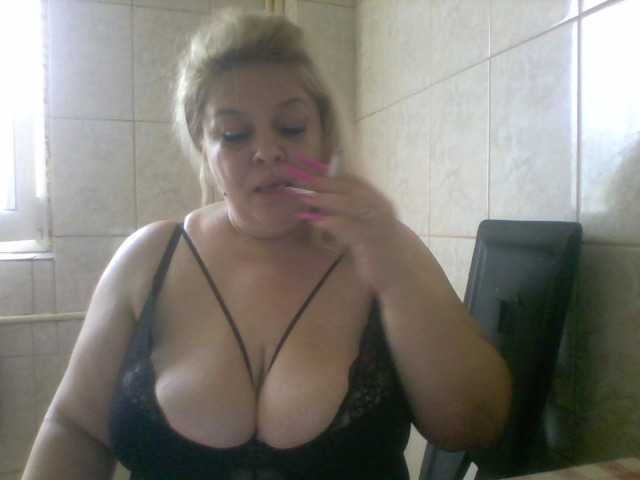 Live sex webcam photo for AriannaMilf #288065070