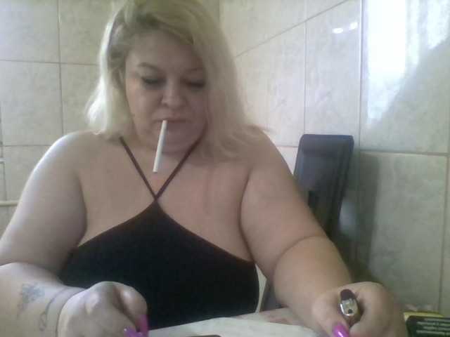 Live sex webcam photo for AriannaMilf #288065072