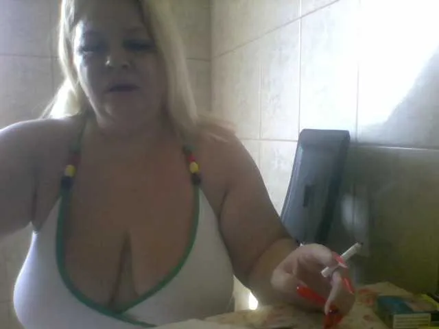 Live sex webcam photo for AriannaMilf #288065089