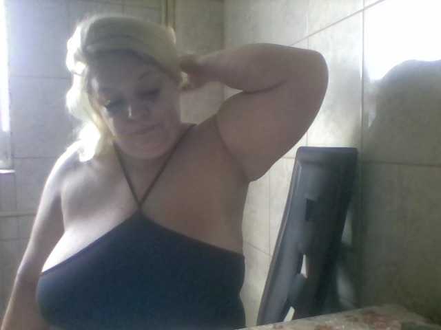 Live sex webcam photo for AriannaMilf #288065090