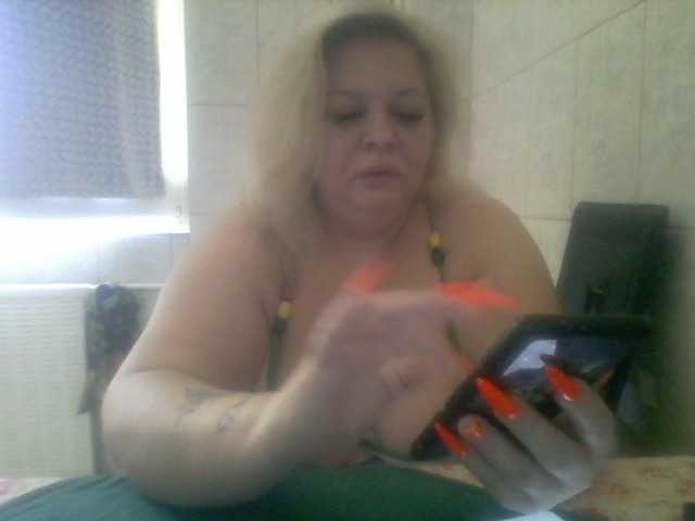 Live sex webcam photo for AriannaMilf #288000780