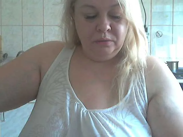 Live sex webcam photo for AriannaMilf #291144275