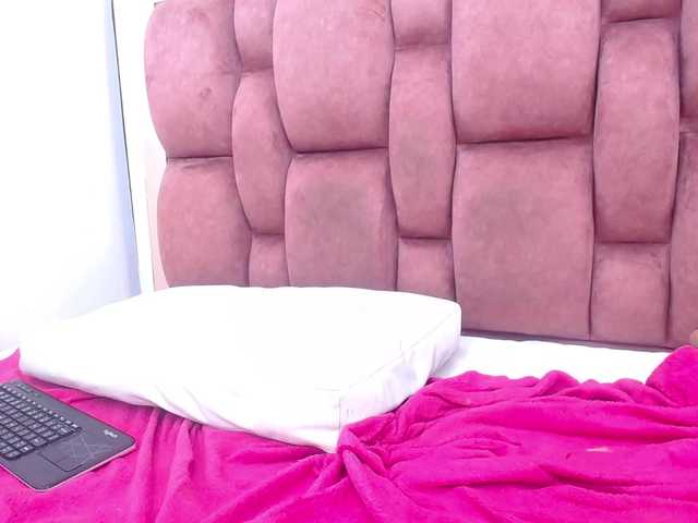 Live sex webcam photo for AriannaPearl #292249009