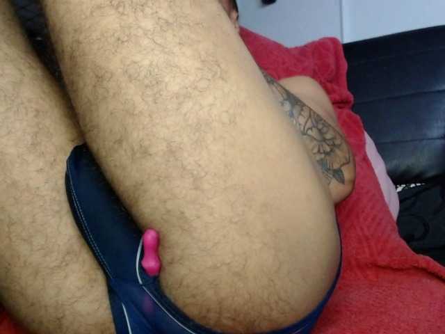 Live sex webcam photo for Arianpervert #277812934