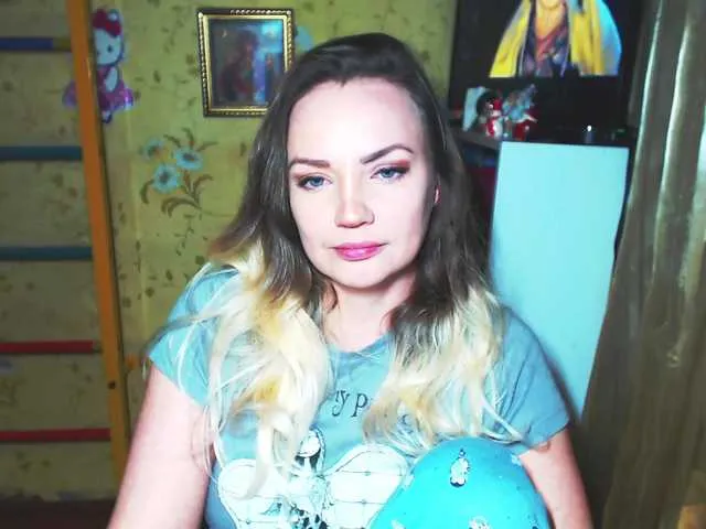 Live sex webcam photo for Ariapris #272125139