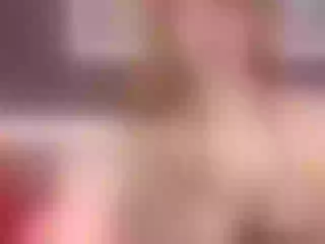 Live sex webcam photo for AriatnaLogan #277018278