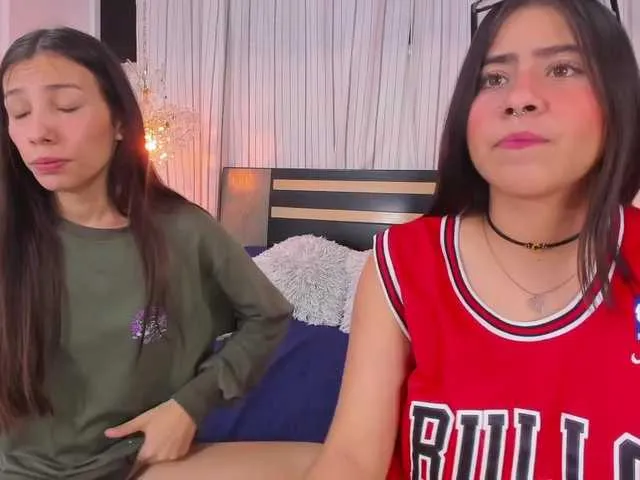 Live sex webcam photo for AricherBunny #272939106