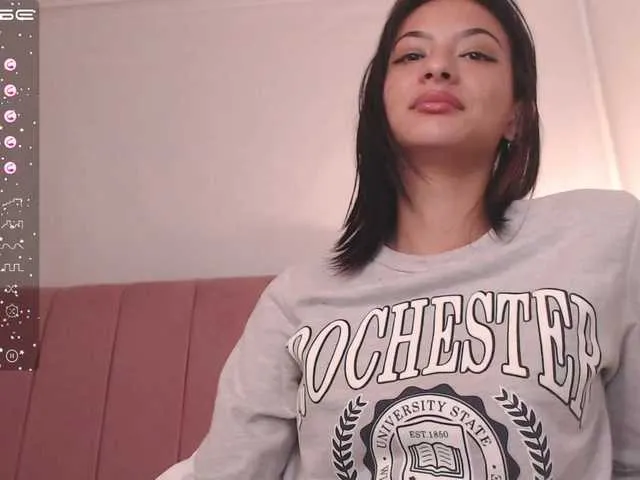 Live sex webcam photo for Ariel-Cute #275518834