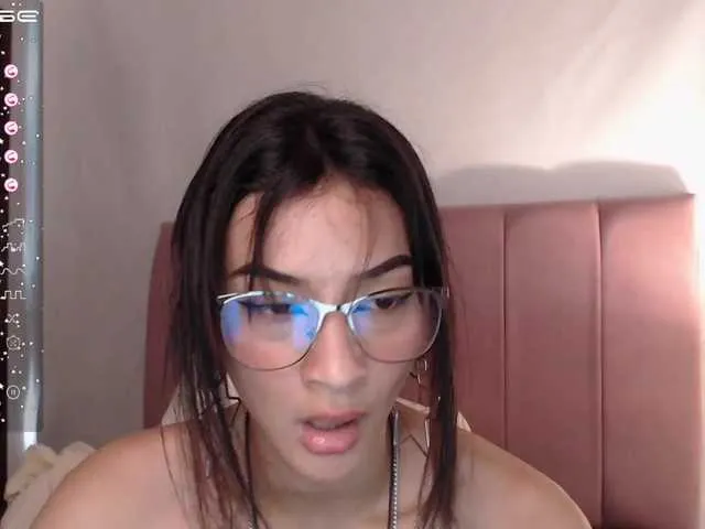 Live sex webcam photo for Ariel-Cute #275627389