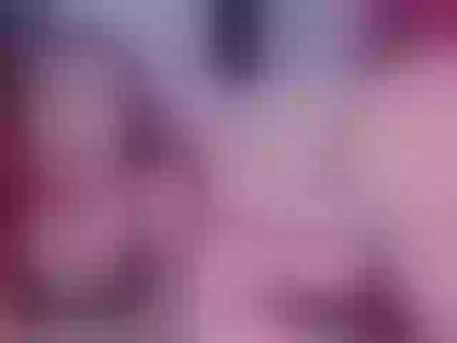 Live sex webcam photo for Ariel-Little18 #291571072