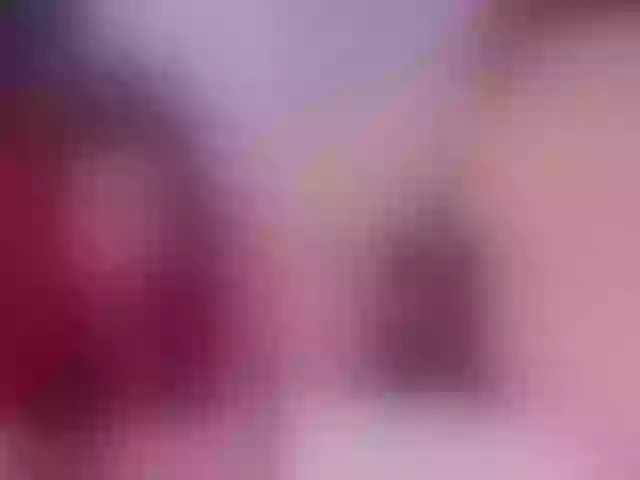 Live sex webcam photo for Ariel-Little18 #291949504