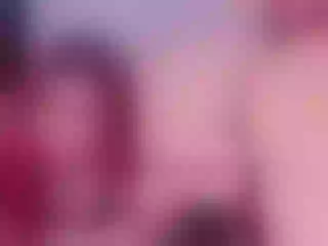 Live sex webcam photo for Ariel-Little18 #292277042